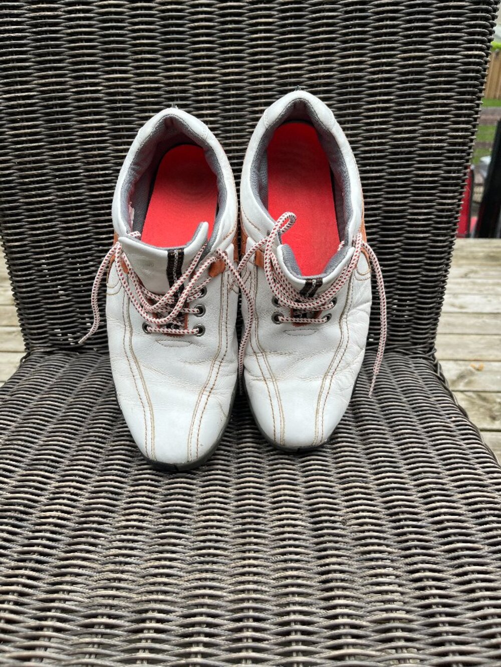 Men's FootJoy Contour golf shoes